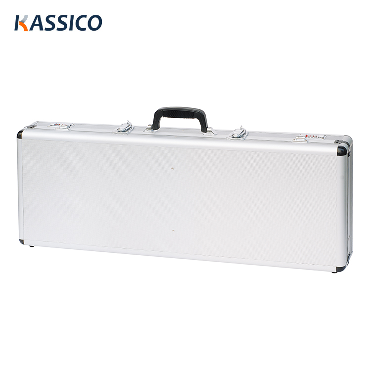 Lange Gewehrkoffer aus Aluminium