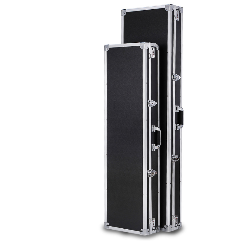 Langer Instrumenten-Flugkoffer aus Aluminium