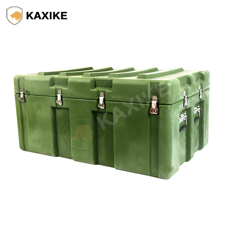 Große militärische Lager- und Transportboxen für elektronische Geräte